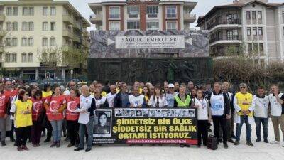 Görevi başında katledilen Dr. Ersin Arslan'ın ölümü yıldönümünde, şiddet sonucu