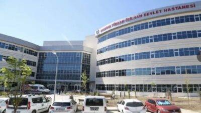 Bornova Türkan Özilhan Devlet Hastanesi Acil Servisi’nde iki doktorun yumruklaştığı,