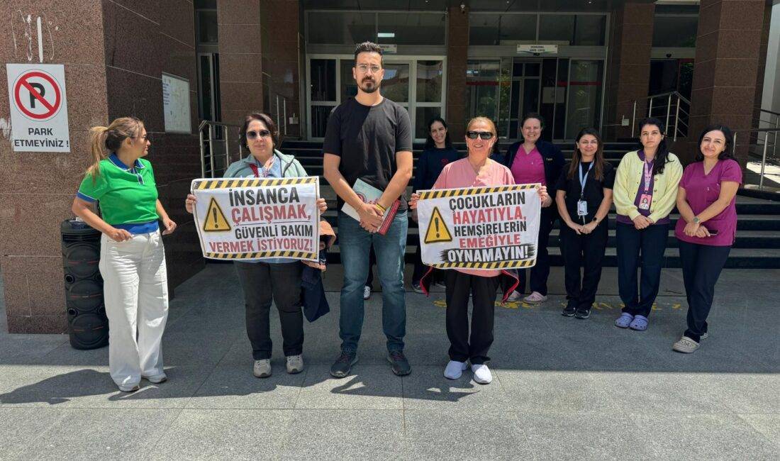 Birlik Sağlık Sen tarafından yapılan basın açıklamasında, "Ege Üniversitesi Çocuk
