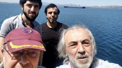 Aliağa-Çandarlı Körfezi'nde demirli gemiye içerisindeki dört mürettebat ile birlikte haciz