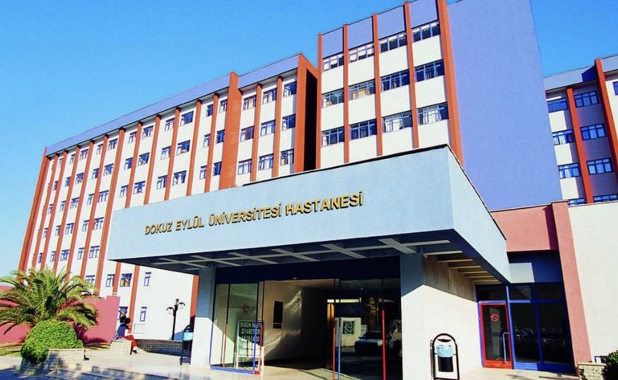Dokuz Eylül Üniversitesi Hastanesi’nde Hasta Randevu Sistemi Çöktü! Dokuz Eylül Üniversitesi Tıp Fakültesi Hastanesi'nde hasta randevu sisteminin çöktüğü
