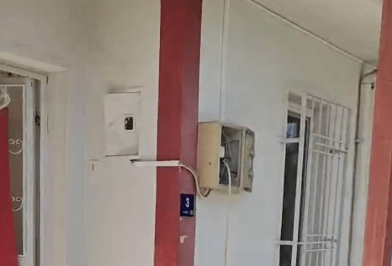 112 İstasyonu’ndan Kaçak Elektrik Çekildi İddiası ! Aydın’ın Nazilli İlçesinin Dallıca Mahallesinde bir 112 istasyonundan inşaat halindeki