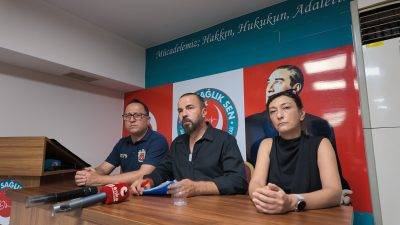 Birlik Sağlık Sen İzmir 2 No’lu Şube Başkanı Şevket Özfiliz,