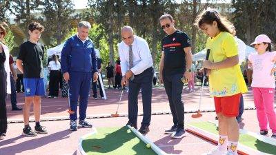İzmir’de 3-9 Eylül Halk Sağlığı Haftası kapsamında, çocukların sağlıklı yaşam
