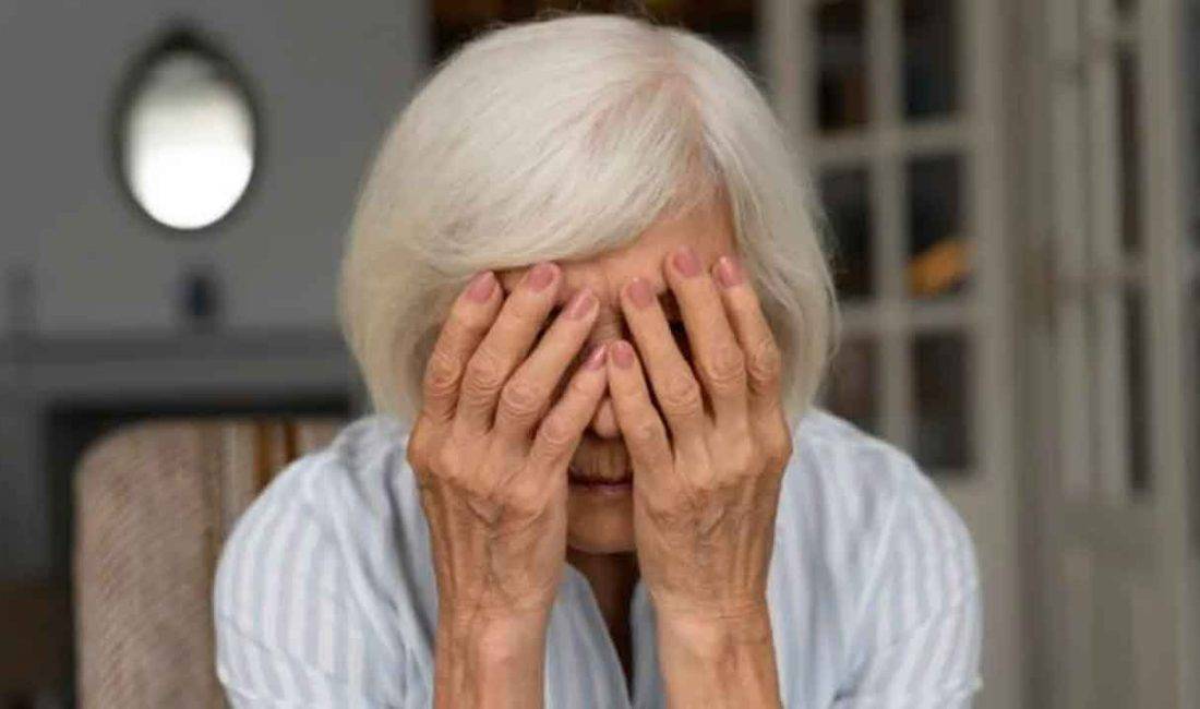 Alzheimer’a karşı beyin sağlığını korumanın 10 yolu Yaşam süresinin uzamasıyla birlikte Alzheimer hastalığının görülme sıklığı da artıyor.