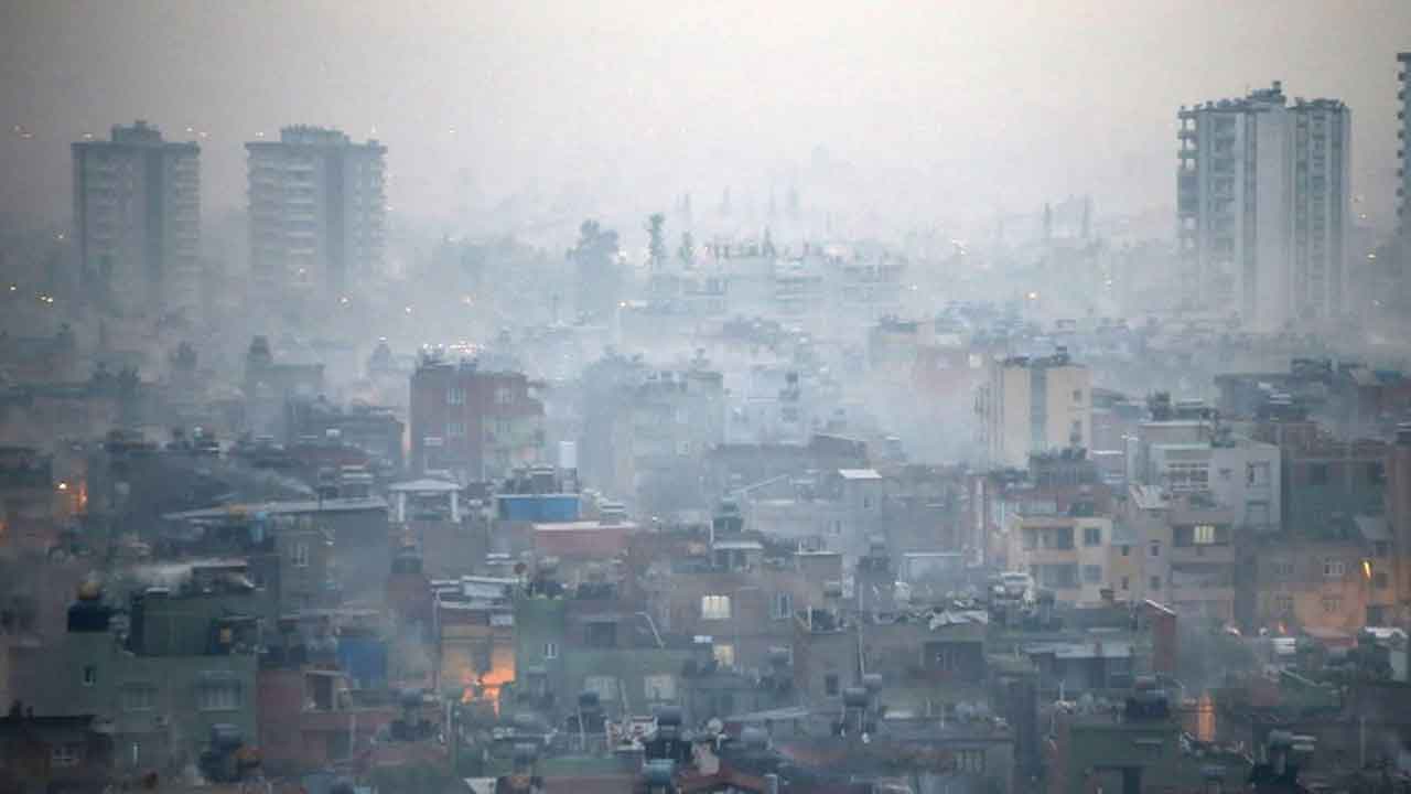 Dünya nüfusunun büyük bölümünün önerilen hava kalitesi seviyelerinin üzerinde kirliliğe