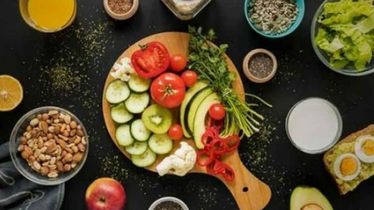 Büyüme ve gelişimin hız kazandığı ergenlik döneminde, vücudun ihtiyaç duyduğu